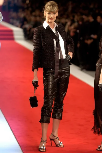 Look 1